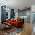 Domillion New Modern 2bdr Hall D1117b Apartamento *