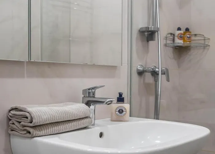 Domillion New Modern 2bdr Hall D1117b