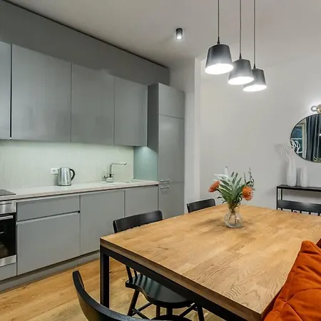 Domillion New Modern 2bdr Hall D1117b Апартаменты *